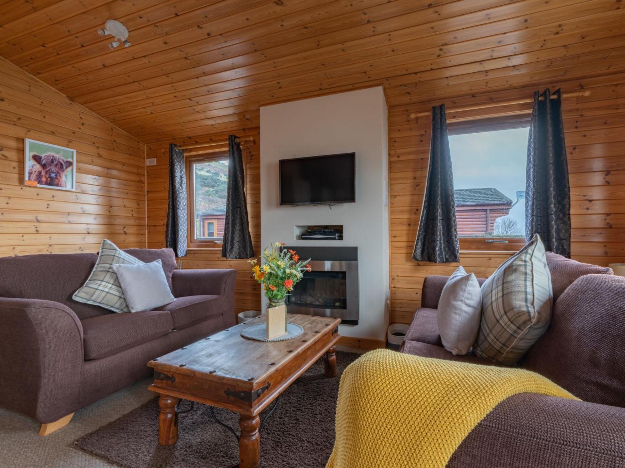 Chalet Loch Leven Lodge 10 By Interhome Kinross Exterior photo